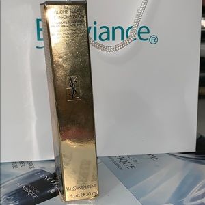 YSL touché elcat all in 1 glow- b20 ivory